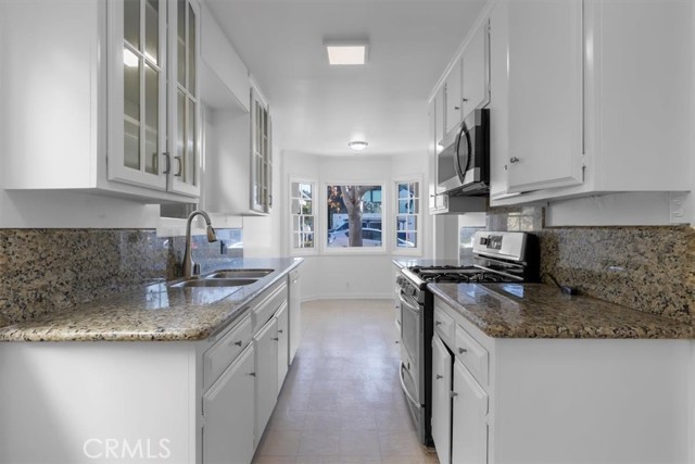 3109 Walnut Avenue, Manhattan Beach, California 90266, 3 Bedrooms Bedrooms, ,3 BathroomsBathrooms,Residential,Sold,Walnut,SB22255012