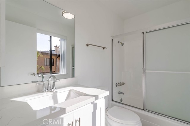 Detail Gallery Image 16 of 29 For 9000 Vanalden Ave #175,  Northridge,  CA 91324 - 2 Beds | 3 Baths