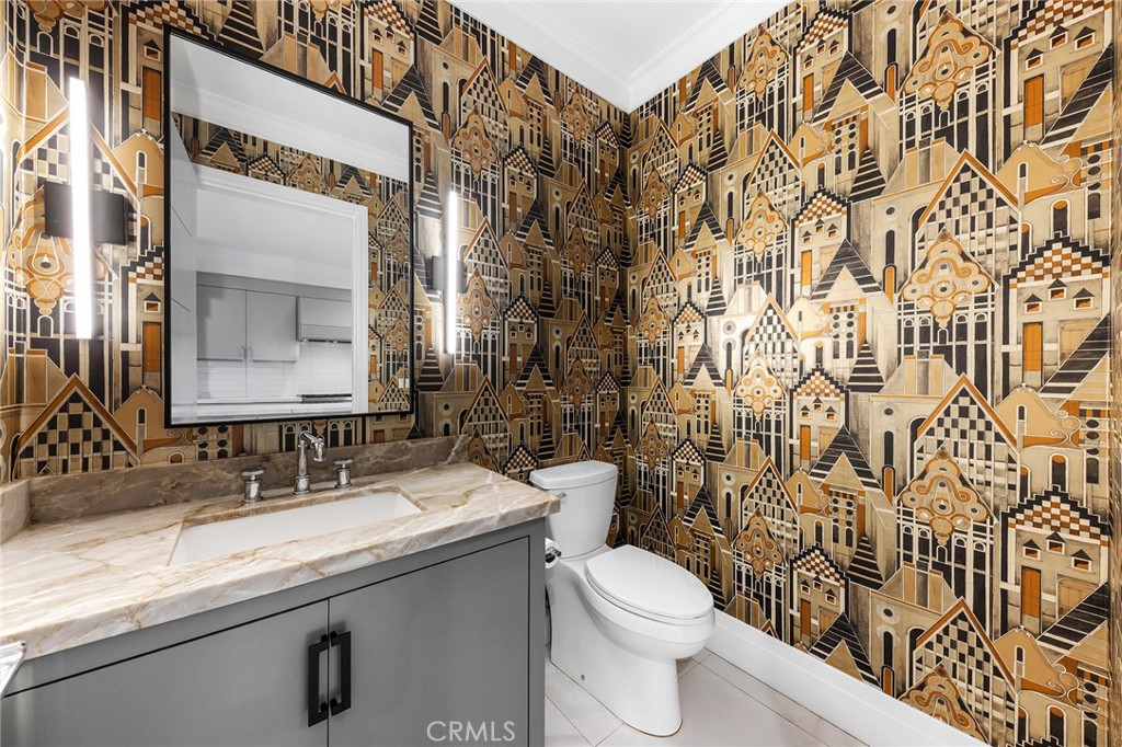 https://media.crmls.org/medias/6dfa8146-be66-455b-bed5-4ff0279f853f.jpg?preset=X-Large