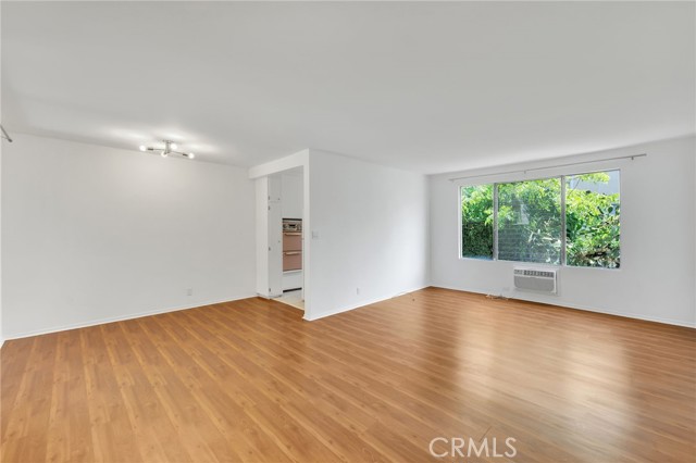 1234 N Laurel Avenue, West Hollywood CA: https://media.crmls.org/medias/6dfc380f-0b03-47e6-afde-b9d706c9a0b1.jpg