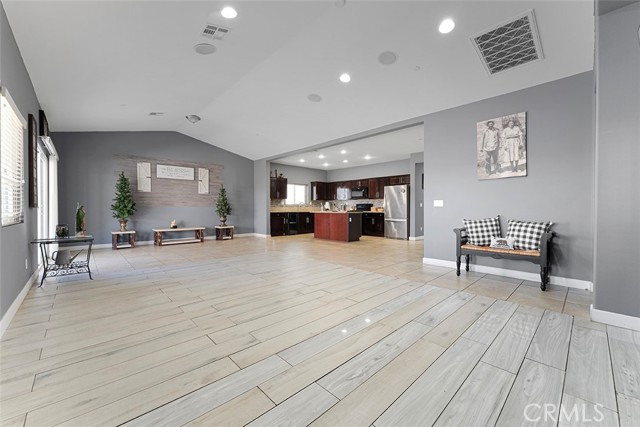 26833 Calico Court, Winchester CA: https://media.crmls.org/medias/6dfd1d9c-7836-435c-84db-c972fbe3ace1.jpg