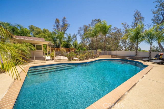 Detail Gallery Image 34 of 50 For 378 E Radcliffe Dr, Claremont,  CA 91711 - 4 Beds | 2 Baths