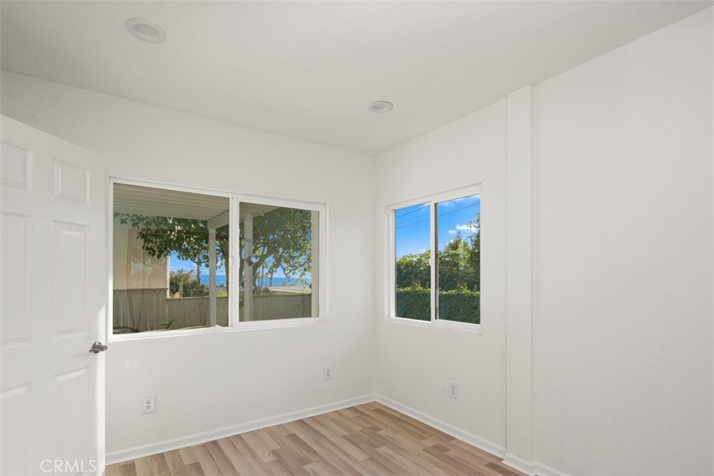 MLS #OC25268139 image #9