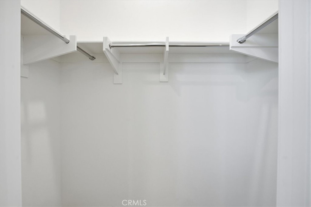 https://media.crmls.org/medias/6dfda919-372b-4ea2-9f60-295d27f84731.jpg?preset=X-Large