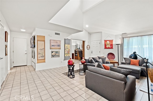 Detail Gallery Image 4 of 47 For 324 Kelsey Rd, San Dimas,  CA 91773 - 4 Beds | 3 Baths