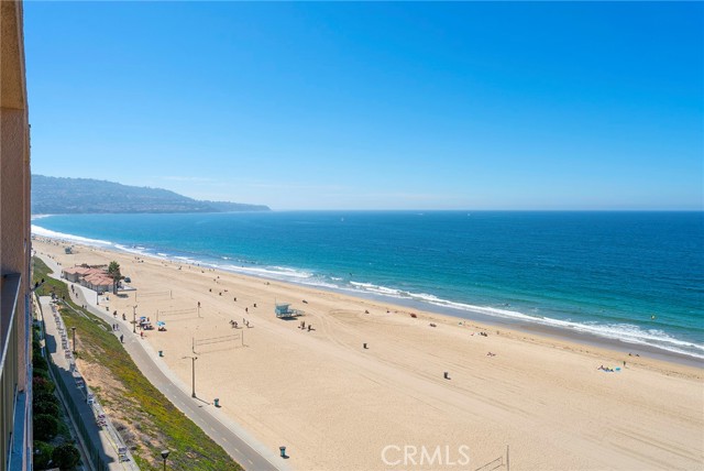 Detail Gallery Image 32 of 42 For 721 Esplanade #605,  Redondo Beach,  CA 90277 - 1 Beds | 1 Baths