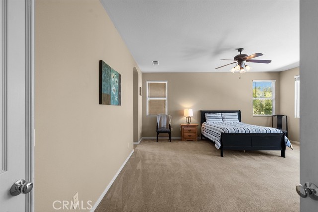 29266 Mission Trail Lane, Valencia CA: https://media.crmls.org/medias/6e01dc00-4ca9-4d0f-b756-39f021775130.jpg