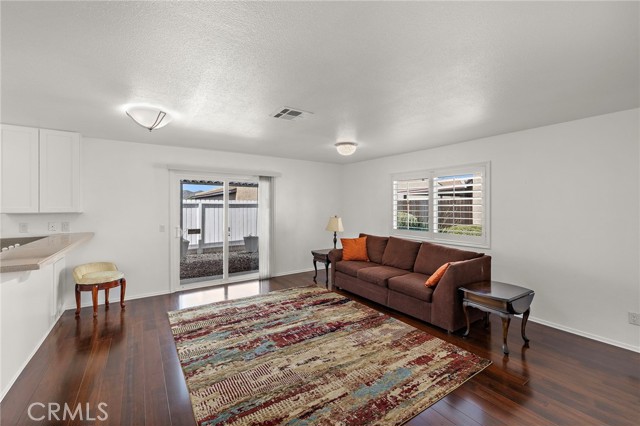 Detail Gallery Image 4 of 37 For 29228 Murrieta, Menifee,  CA 92586 - 2 Beds | 1 Baths