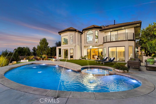 Detail Gallery Image 1 of 40 For 4015 Clarinda Dr, Tarzana,  CA 91356 - 5 Beds | 4 Baths