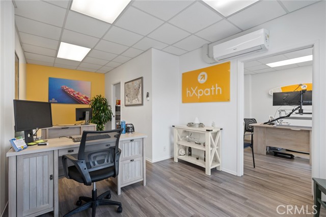 824 Torrance, Redondo Beach CA: https://media.crmls.org/medias/6e044321-f5e7-47cc-9948-1525dd1192fd.jpg