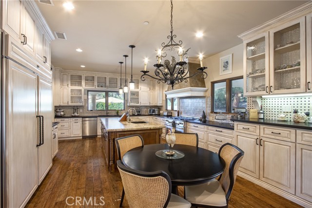 Detail Gallery Image 18 of 75 For 31280 Pescado, Temecula,  CA 92592 - 7 Beds | 7/1 Baths