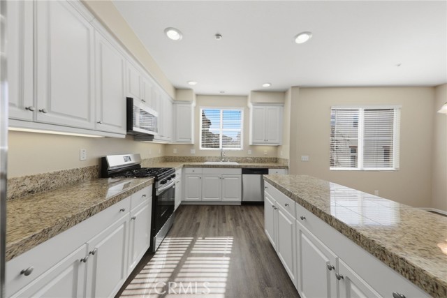 Detail Gallery Image 14 of 39 For 33540 Willow Haven, Murrieta,  CA 92563 - 3 Beds | 2/1 Baths