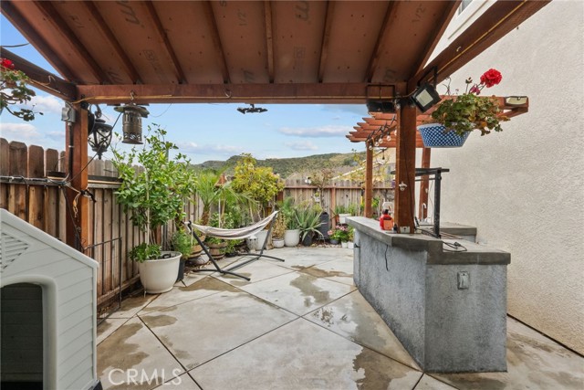 26120 Goldman Place, Saugus CA: https://media.crmls.org/medias/6e07e192-5cf8-4523-ae1b-94b689d20c78.jpg