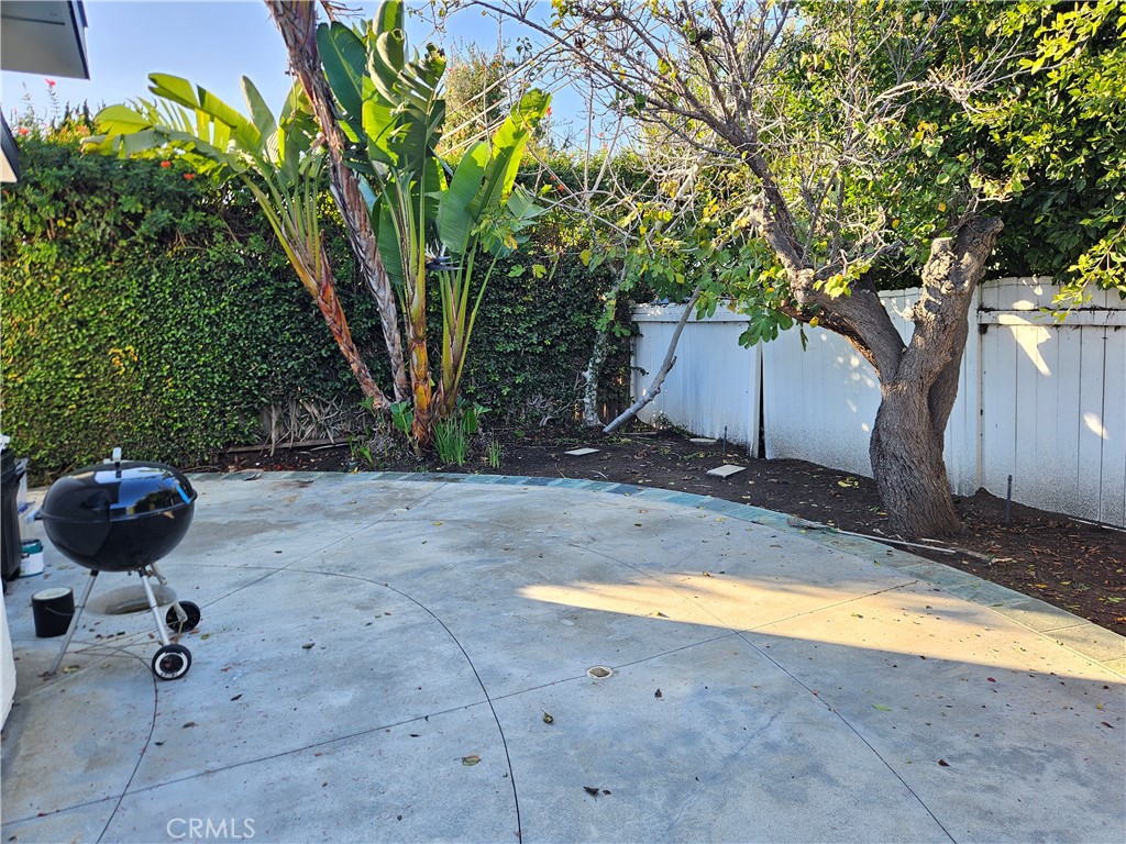 MLS #OC25263400 image #16