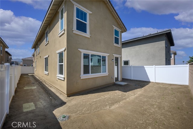 Detail Gallery Image 10 of 13 For 26128 San Luis St, Loma Linda,  CA 92373 - 4 Beds | 3 Baths