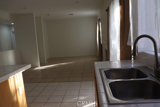 Detail Gallery Image 24 of 37 For 16731 Parthenia St #3,  Northridge,  CA 91343 - 4 Beds | 3 Baths