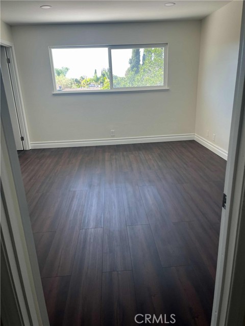 Detail Gallery Image 4 of 9 For 913 Bristol Rd, San Dimas,  CA 91773 - 4 Beds | 3 Baths