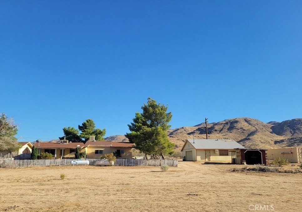 27177 Cahuilla Road