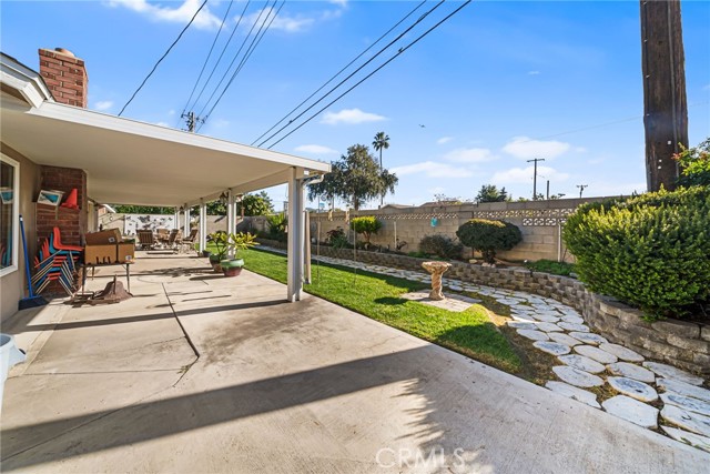 Detail Gallery Image 20 of 39 For 4024 E Del Valle, Orange,  CA 92869 - 5 Beds | 3 Baths