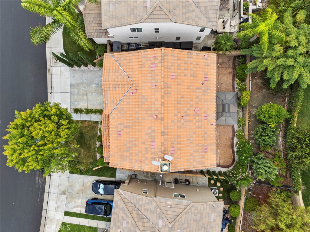 https://media.crmls.org/medias/6e0a24a4-3238-4af7-9ee2-b23c26550a92.jpg?preset=X-Large