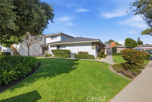 8541 emerson CIR