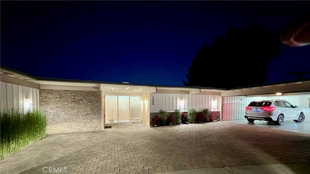 1345 Paseo Redondo