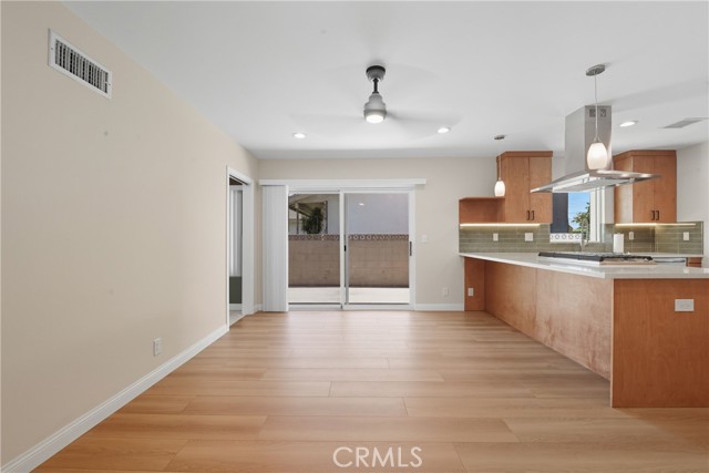 1401 W Beverly Terrace, Montebello CA: https://media.crmls.org/medias/6e0b0477-f3f4-4154-84d3-3ea2f5af1e06.jpg