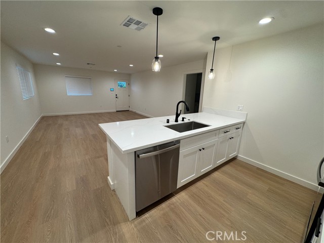 15238 Kingsbury Street, Mission Hills (San Fernando) CA: https://media.crmls.org/medias/6e0b43a4-ef0f-4120-bbe8-fb1c3b0d6a30.jpg