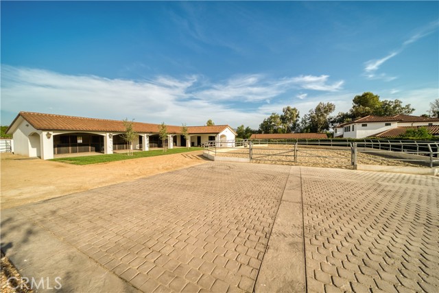 33206 Barber Road, Agua Dulce, California 91390, 10 Bedrooms Bedrooms, ,6 BathroomsBathrooms,Single Family Residence,For Sale,Barber,SR24078834