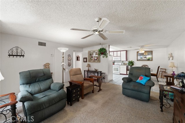 Detail Gallery Image 9 of 30 For 2850 Monroe, Riverside,  CA 92504 - 3 Beds | 2 Baths