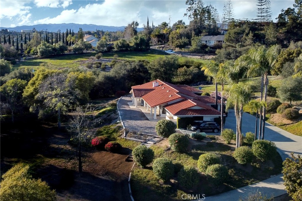 3064 Live Oak Park Road, Fallbrook, CA 92028