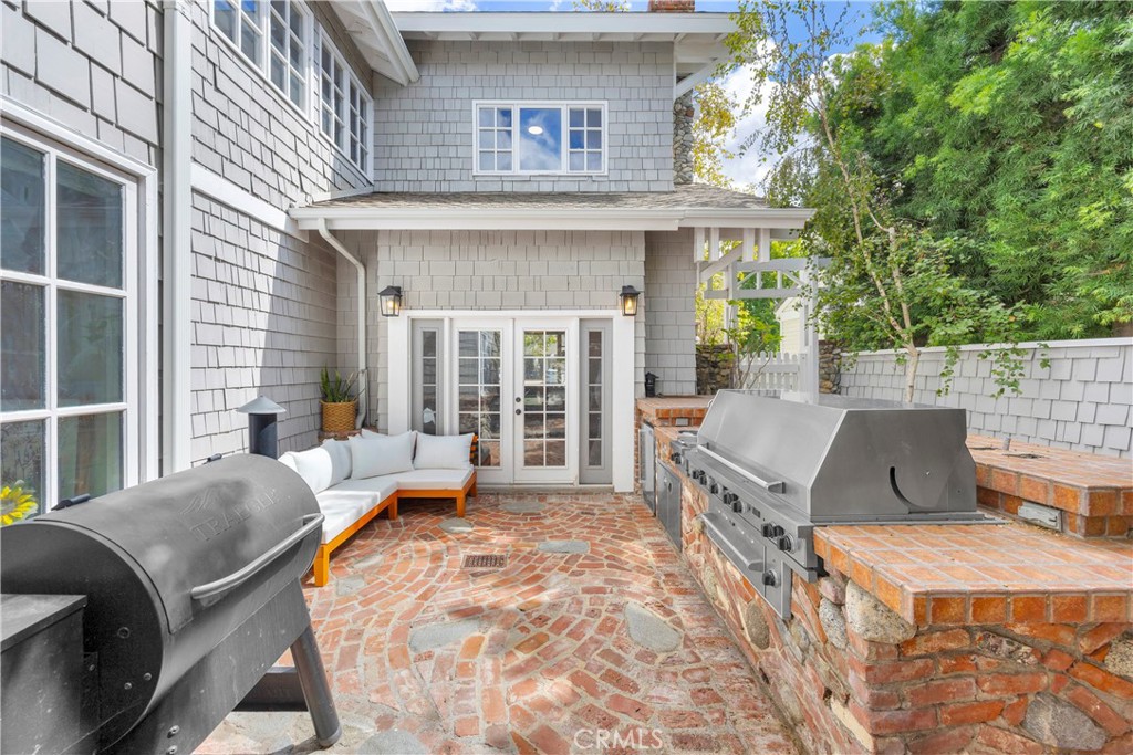 6e0c93f8 2713 4530 8ae1 21218beb30ae