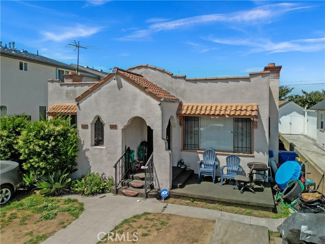 Detail Gallery Image 8 of 14 For 4227 Walton Ave, Los Angeles,  CA 90037 - – Beds | – Baths