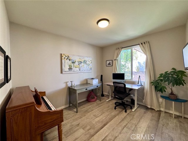 Detail Gallery Image 32 of 75 For 45725 Middle Gate Ct, Temecula,  CA 92592 - 5 Beds | 3 Baths