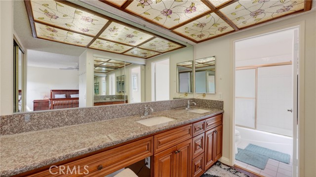 Detail Gallery Image 40 of 56 For 14272 Saarinen Ct, Irvine,  CA 92606 - 4 Beds | 2/1 Baths