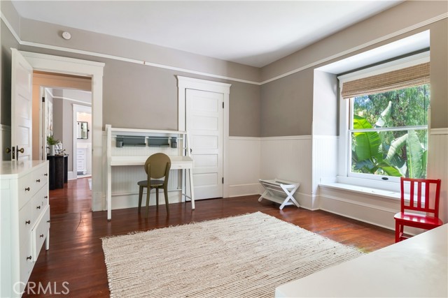 16 Campbell Avenue, Redlands CA: https://media.crmls.org/medias/6e101c42-da51-4b43-aed4-aa8aa52659ff.jpg