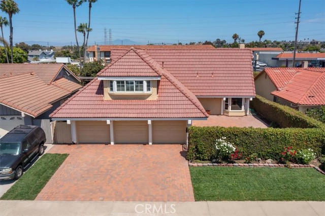 Image 2 for 20912 Skimmer Ln, Huntington Beach, CA 92646