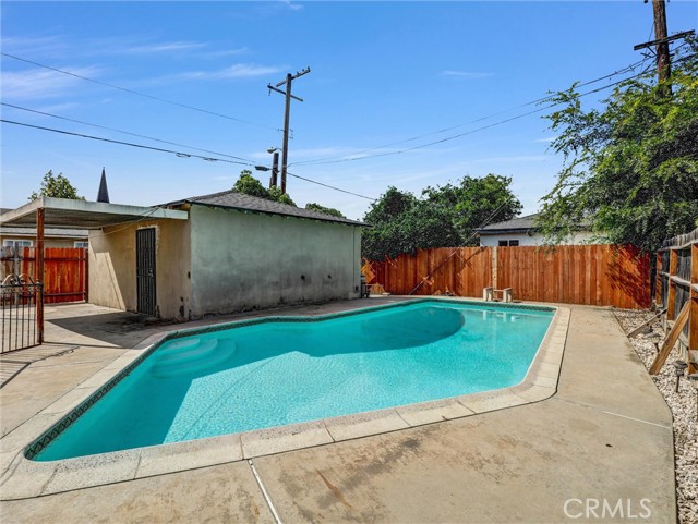 Detail Gallery Image 22 of 28 For 6156 Mckinley Ave, South Gate,  CA 90280 - 4 Beds | 2 Baths