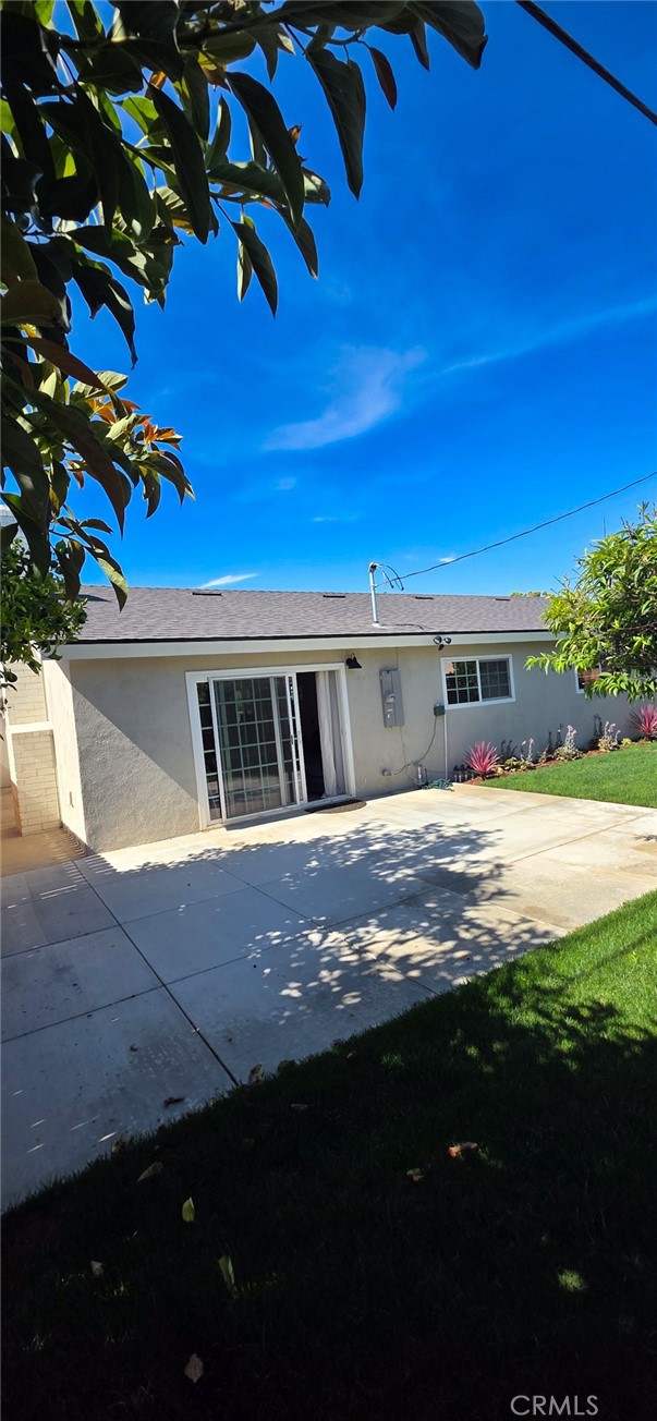 1502 W Hemlock Way, Santa Ana CA: https://media.crmls.org/medias/6e114d66-77d0-4d73-8d6f-06211511777b.jpg