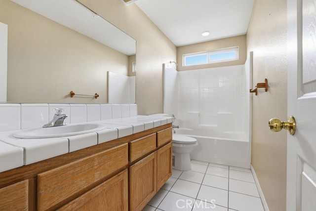 Detail Gallery Image 23 of 48 For 16647 Elm St, Hesperia,  CA 92345 - 4 Beds | 3 Baths