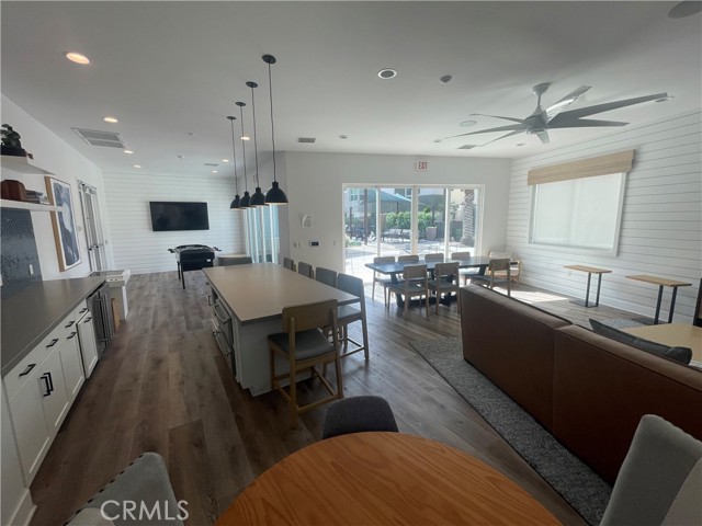 7816 Paxton Place, Rancho Cucamonga CA: https://media.crmls.org/medias/6e1292e8-75a4-4eea-a60d-b583e84ea8f0.jpg