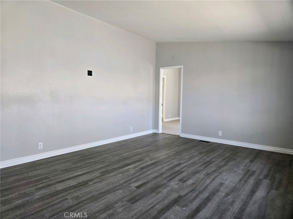 9080 Bloomfield Avenue 100