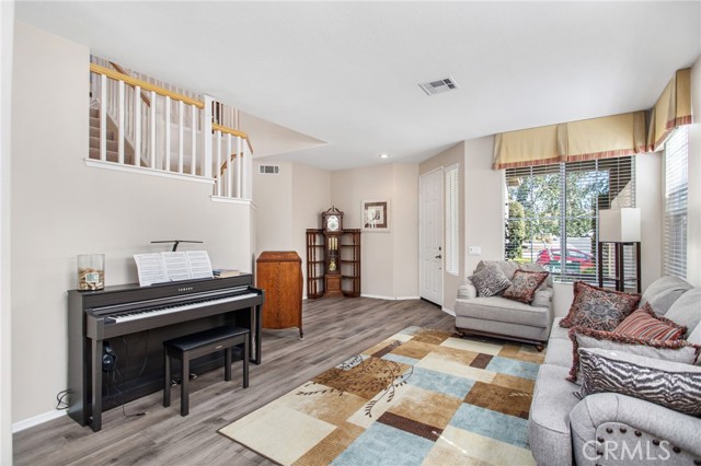 39691 Ashland Way, Murrieta CA: https://media.crmls.org/medias/6e139771-9bcf-45b0-83b9-824d088fe3a1.jpg