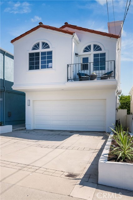 1718 Carver Street, Redondo Beach, California 90278, 3 Bedrooms Bedrooms, ,2 BathroomsBathrooms,Residential,Sold,Carver,SB22211906