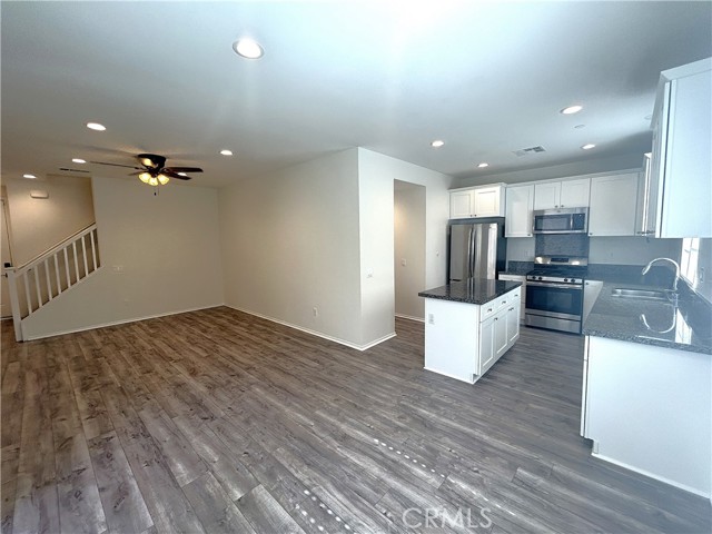 Detail Gallery Image 6 of 36 For 253 S Vermont, Glendora,  CA 91741 - 4 Beds | 3 Baths