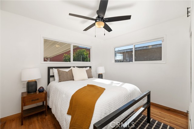 5536 Linden Avenue, Long Beach CA: https://media.crmls.org/medias/6e14f5f5-05db-4a6b-ab87-cf8ed39f9216.jpg