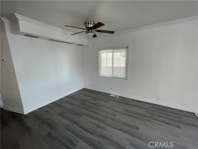 Detail Gallery Image 9 of 26 For 22838 Bear Valley Rd #1,  Apple Valley,  CA 92308 - 4 Beds | 2 Baths