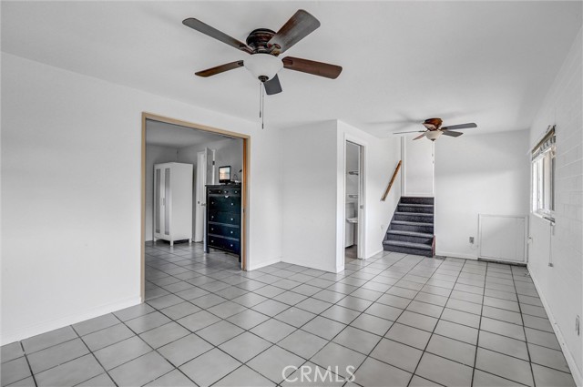 1800 Sunset Drive, Vista CA: https://media.crmls.org/medias/6e162a83-18bf-497d-aa22-fe722ba57176.jpg