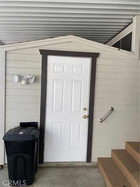 1295 S Cawston Avenue, Hemet CA: https://media.crmls.org/medias/6e172bef-aa8c-410a-84a1-fef20cce1a87.jpg