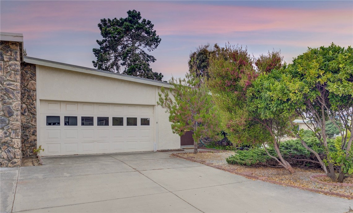 Detail Gallery Image 1 of 1 For 100 Jennifer Ct, Grover Beach,  CA 93433 - 2 Beds | 2 Baths